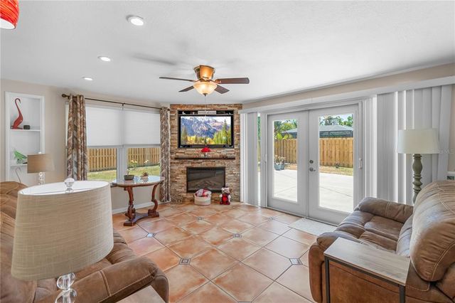 3319 SHAMROCK DRIVE, Venice, FL 34293