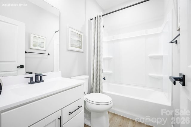 917 Heathway Drive, Charlotte, NC 28213