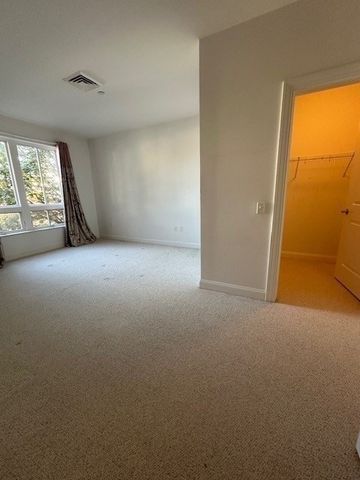 629 Hammond E201, Brookline, MA 02467