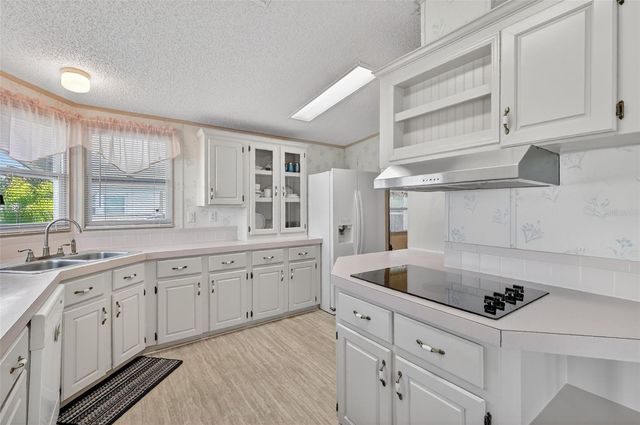 3117 MANATEE ROAD, Tavares, FL 32778