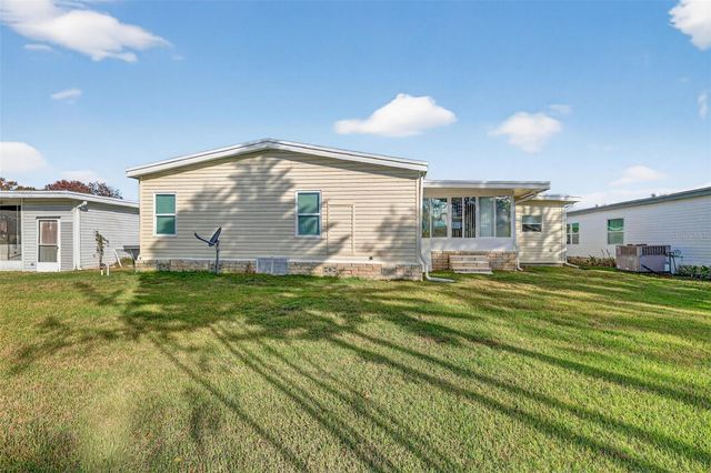 3117 MANATEE ROAD, Tavares, FL 32778