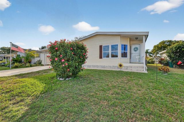 3117 MANATEE ROAD, Tavares, FL 32778