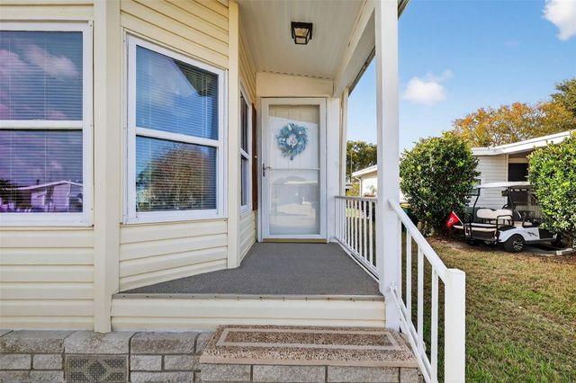 3117 MANATEE ROAD, Tavares, FL 32778