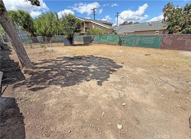 810 Pine, Corona, CA 92879
