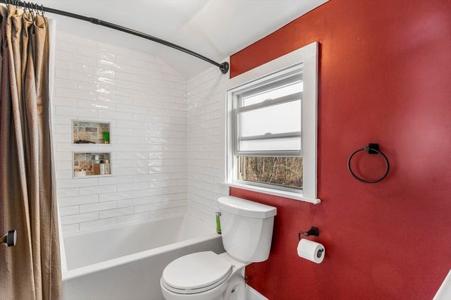 191 Randolph 2, Abington, MA 02351