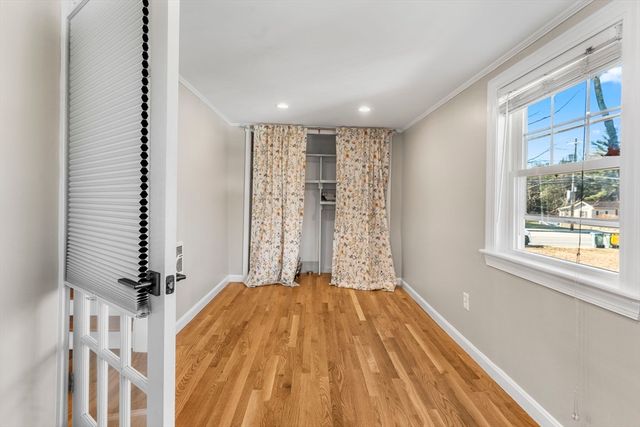 191 Randolph 2, Abington, MA 02351