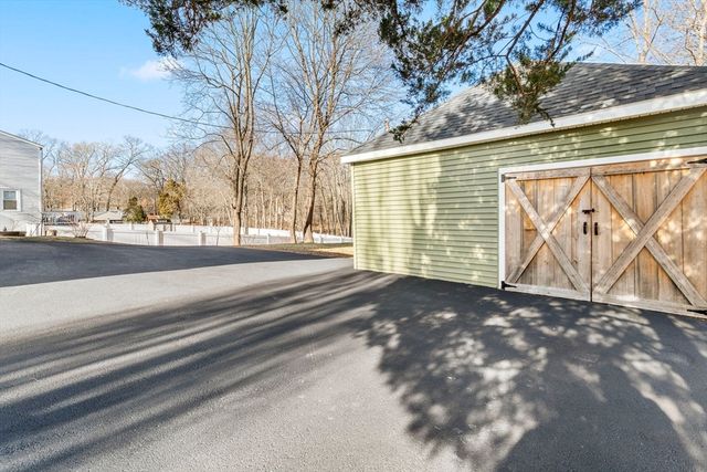 191 Randolph 2, Abington, MA 02351