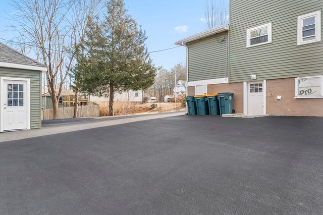 191 Randolph 2, Abington, MA 02351