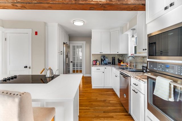 191 Randolph 2, Abington, MA 02351