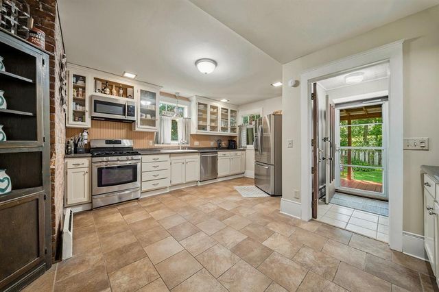 410 Superior Street, Chippewa Falls, WI 54729