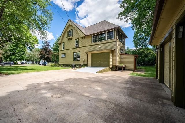 410 Superior Street, Chippewa Falls, WI 54729