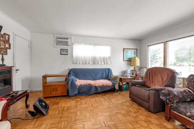 440 E Park Avenue, Long Beach, NY 11561