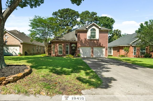 19410 Water Point Trail, Kingwood, TX 77346