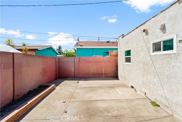 2502 Poplar, Huntington Park, CA 90255