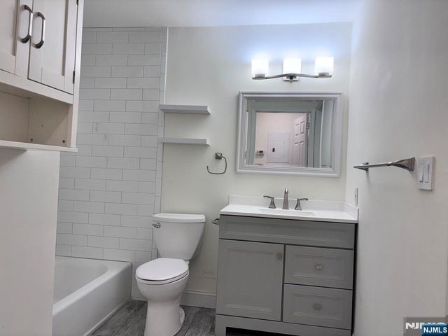 544 Ridge Lane 5115, Fort Lee, NJ 07024