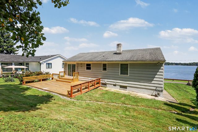 303 Weed Avenue, Stamford, CT 06902