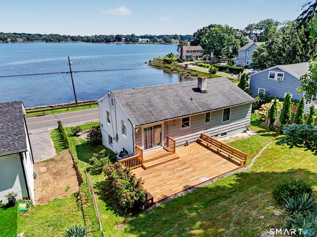 303 Weed Avenue, Stamford, CT 06902