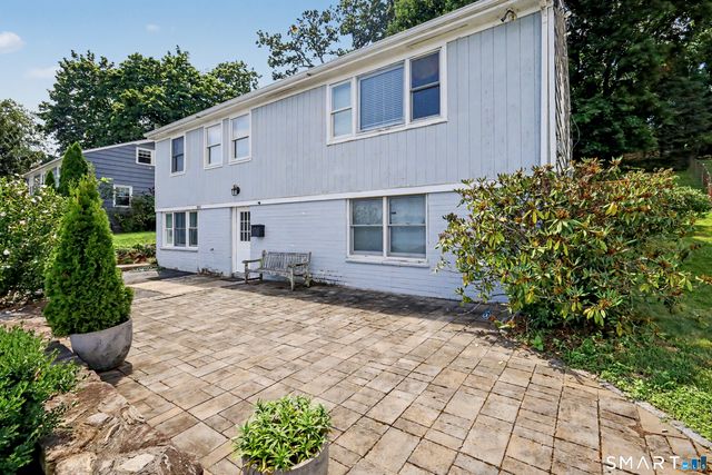 303 Weed Avenue, Stamford, CT 06902