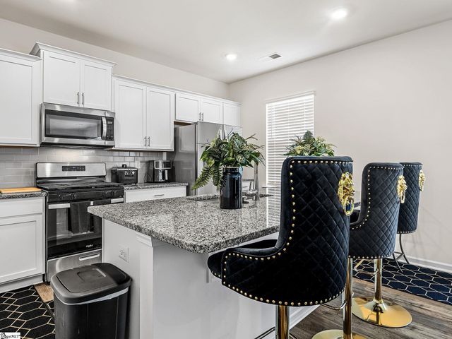 7 Plumwood Street, Simpsonville, SC 29680