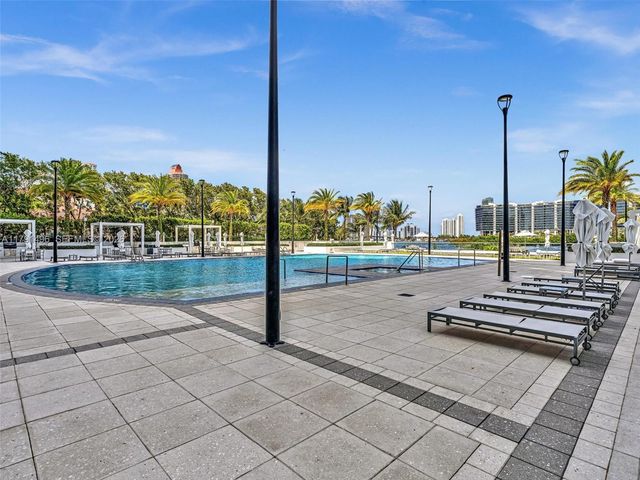 3201 NE 183rd Street 2102, Aventura, FL 33160
