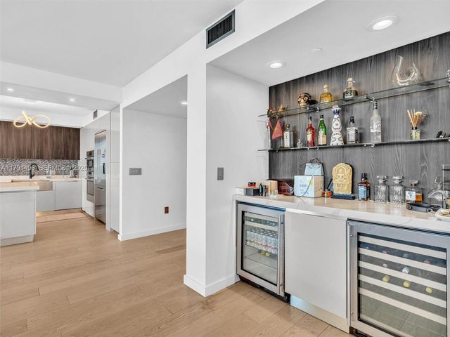 3201 NE 183rd Street 2102, Aventura, FL 33160