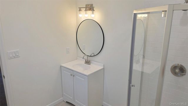 6A Murray Lane, Coram, NY 11727