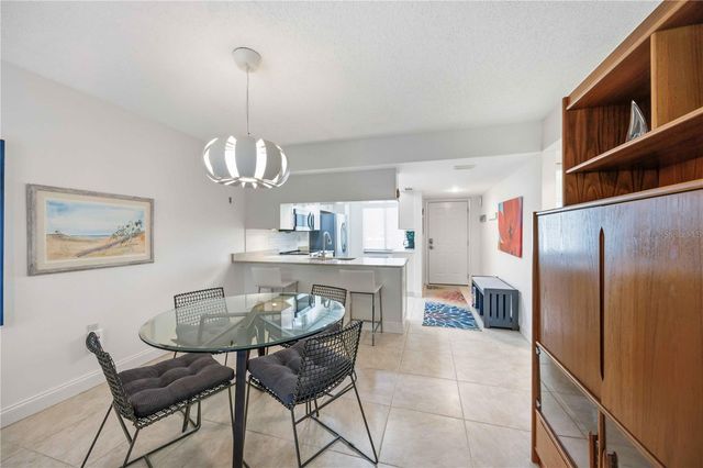 7754 EAGLE CREEK DRIVE 7512, Sarasota, FL 34243