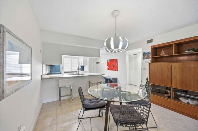 7754 EAGLE CREEK DRIVE 7512, Sarasota, FL 34243