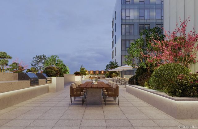 144-49 Northern Boulevard 425, Flushing, NY 11354