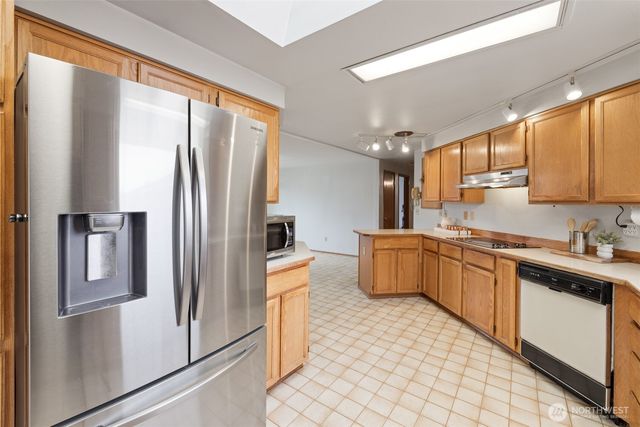 31 Bon Jon View Way, Sequim, WA 98382