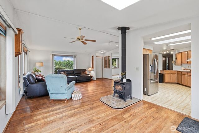31 Bon Jon View Way, Sequim, WA 98382