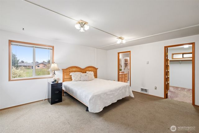 31 Bon Jon View Way, Sequim, WA 98382