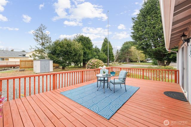 31 Bon Jon View Way, Sequim, WA 98382