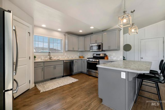 2207 Bills Way, Filer, ID 83328