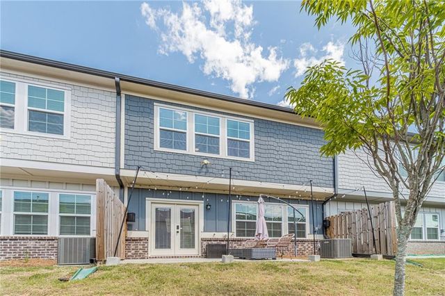1936 Frisco Way, Suwanee, GA 30024