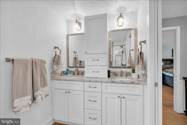 42 CORNELL DR, Delran, NJ 08075