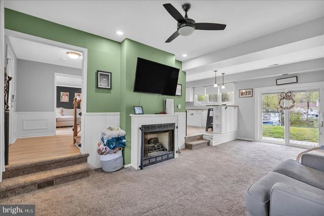 42 CORNELL DR, Delran, NJ 08075