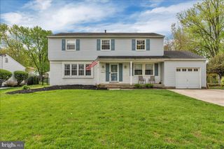 42 CORNELL DR, Delran, NJ 08075