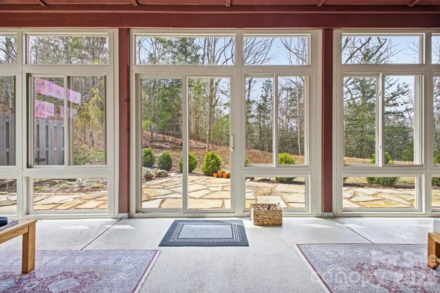 2 Lifestyle Court, Arden, NC 28704