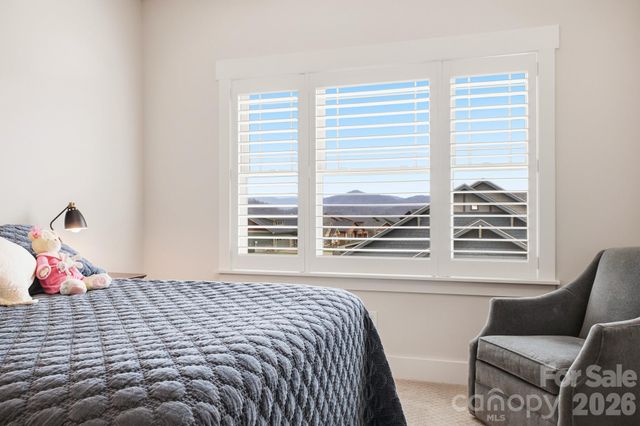 2 Lifestyle Court, Arden, NC 28704