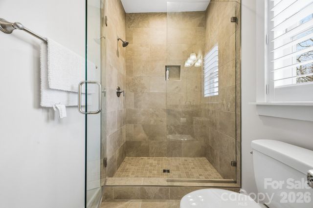 2 Lifestyle Court, Arden, NC 28704