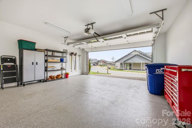 2 Lifestyle Court, Arden, NC 28704