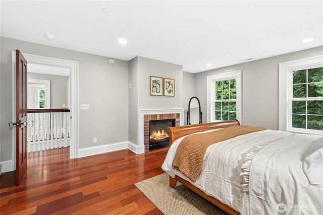 24632 NE 72nd Street, Redmond, WA 98053