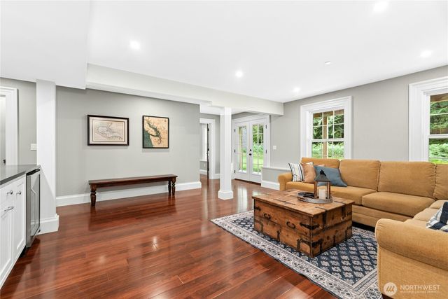 24632 NE 72nd Street, Redmond, WA 98053