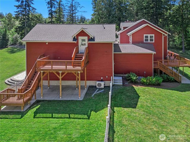24632 NE 72nd Street, Redmond, WA 98053