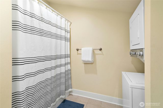 24632 NE 72nd Street, Redmond, WA 98053