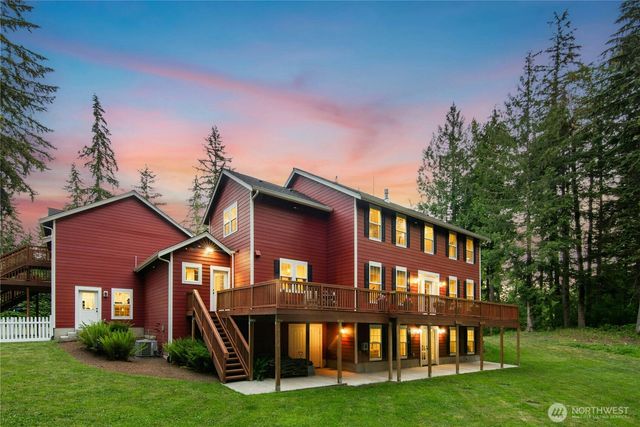 24632 NE 72nd Street, Redmond, WA 98053