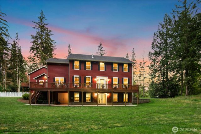 24632 NE 72nd Street, Redmond, WA 98053
