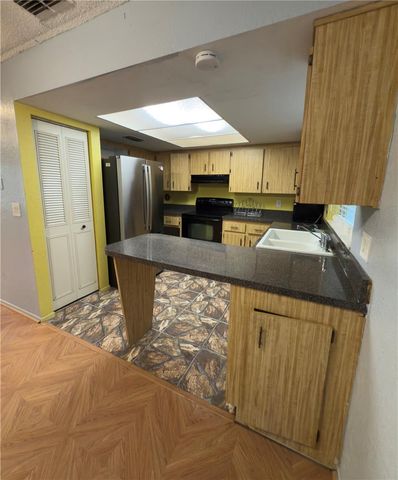 7872 59TH STREET N, Pinellas Park, FL 33781