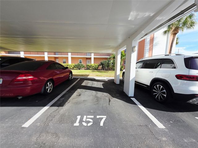 6960 20TH AVENUE N 302, St Petersburg, FL 33710